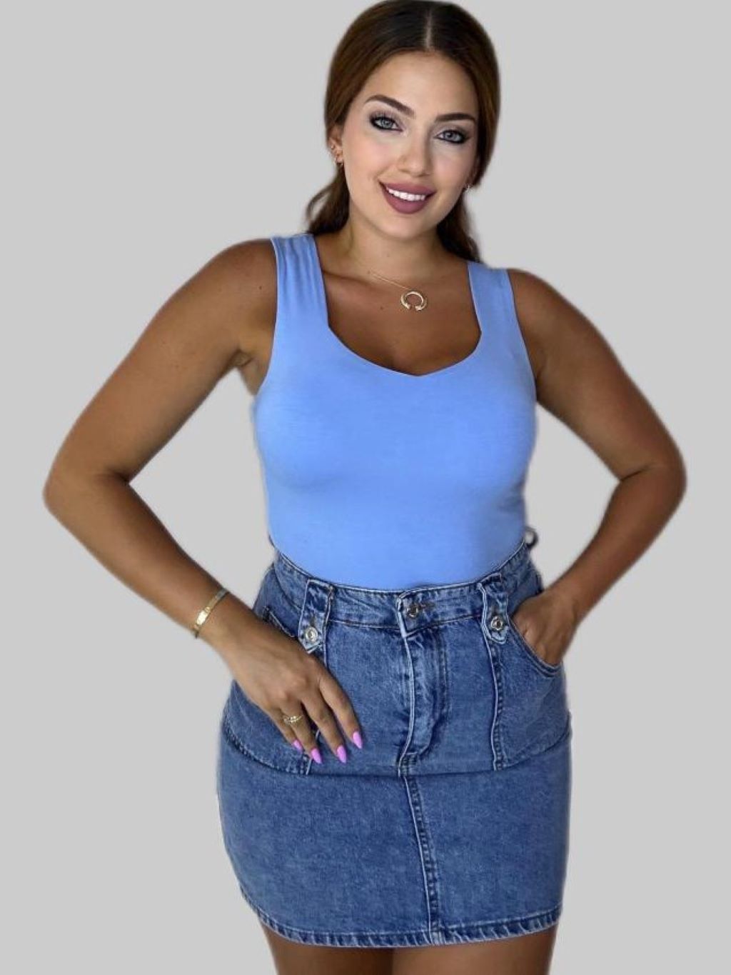 V Cut Cotton Basic
