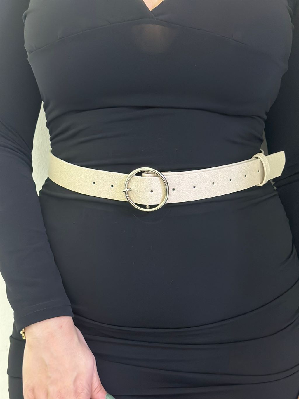 Belt With Rounded Circle Buckle