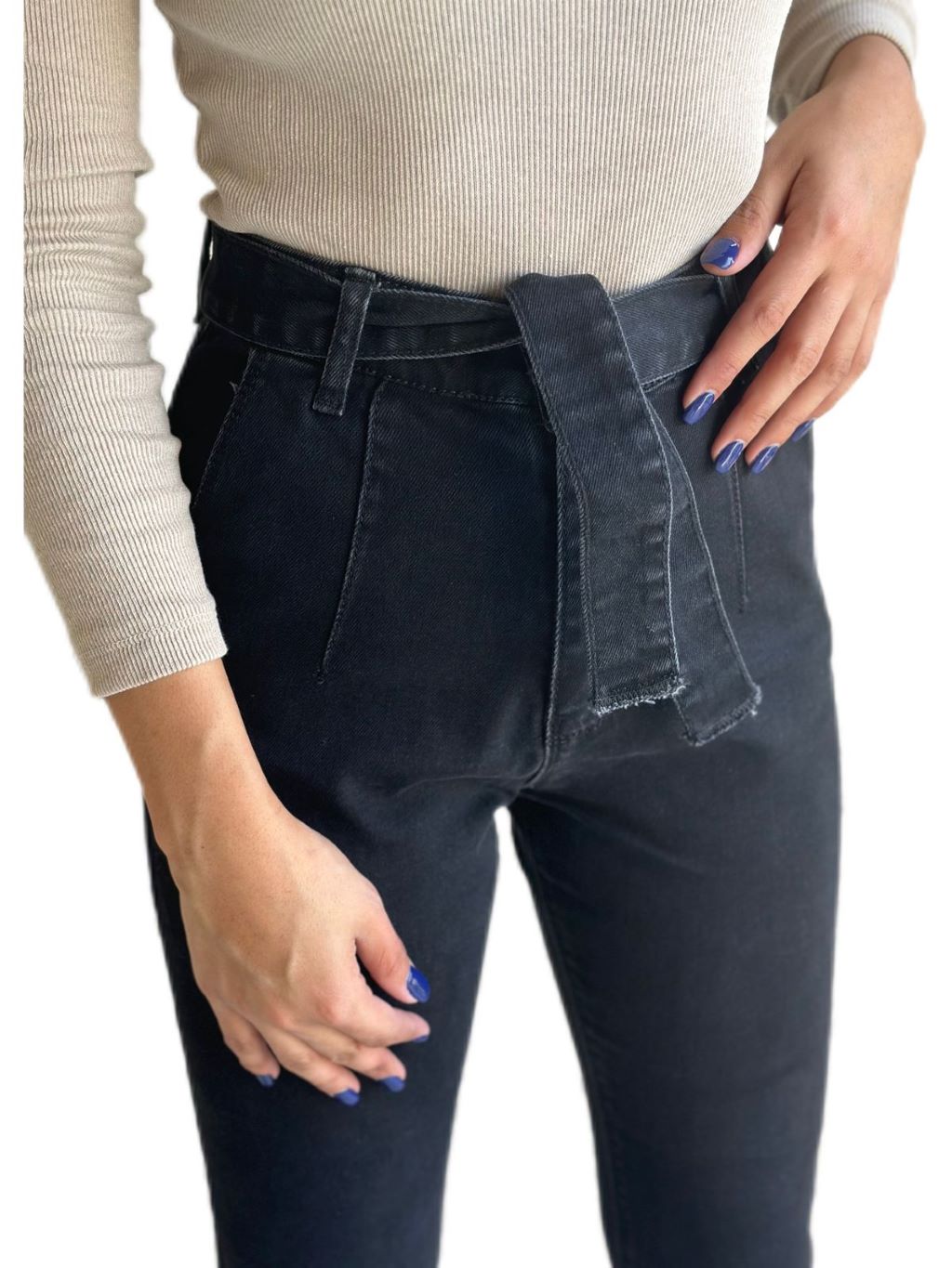 High Waist Black Belted Jeans