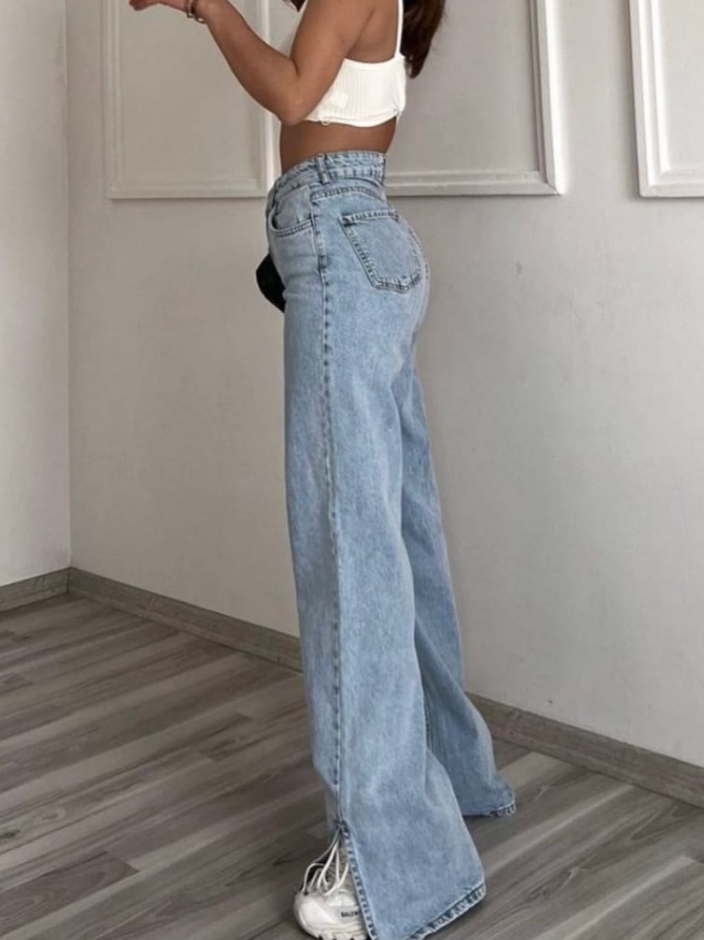 Wide Leg Washed Blue Jeans