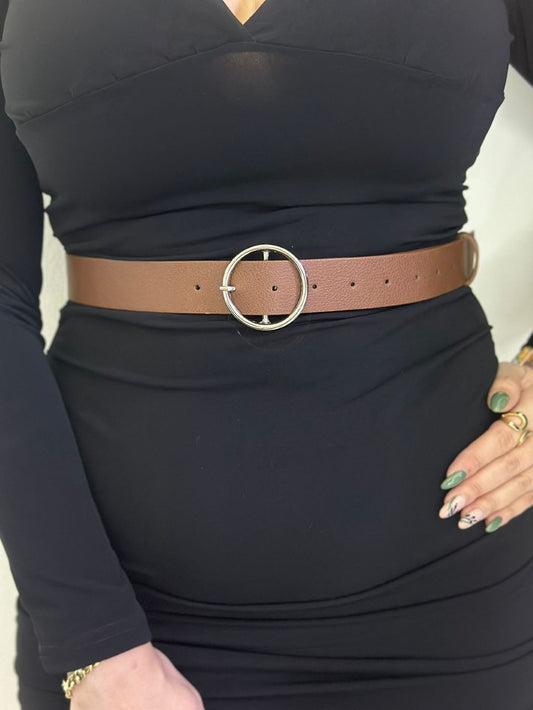 Belt With Rounded Circle Buckle